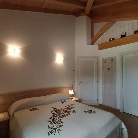 多罗米亭坎托住宿加早餐旅馆 Cesiomaggiore